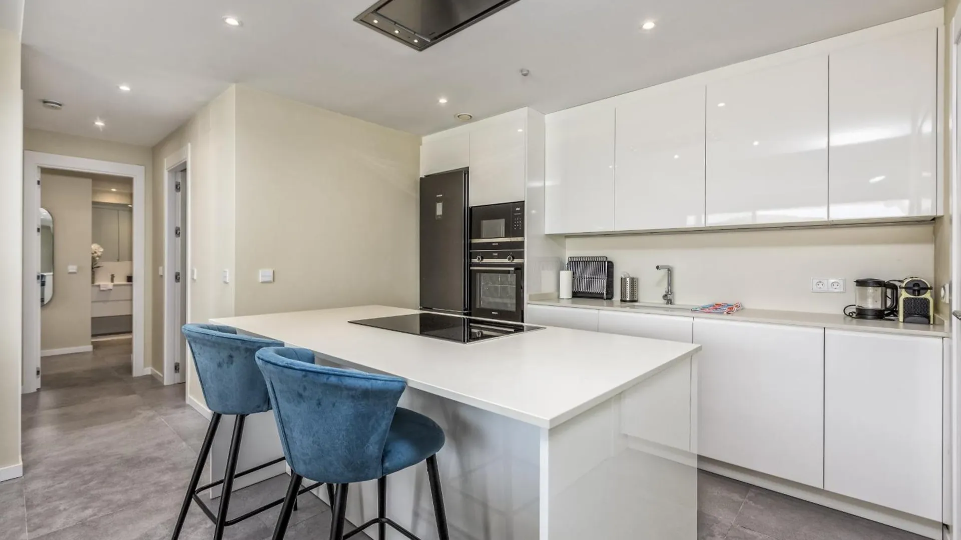 Vivi Homes - Luca Pool, Gym, Spa & Sea View Fuengirola 0*,
