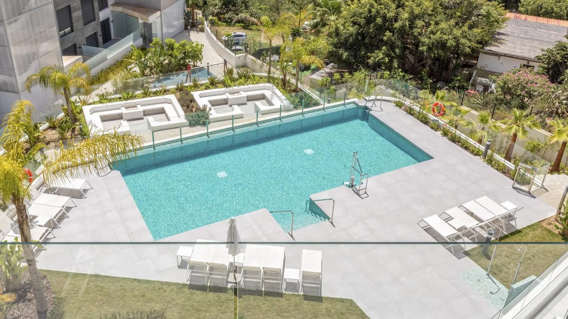 Vivi Homes - Luca Pool, Gym, Spa & Sea View Fuengirola