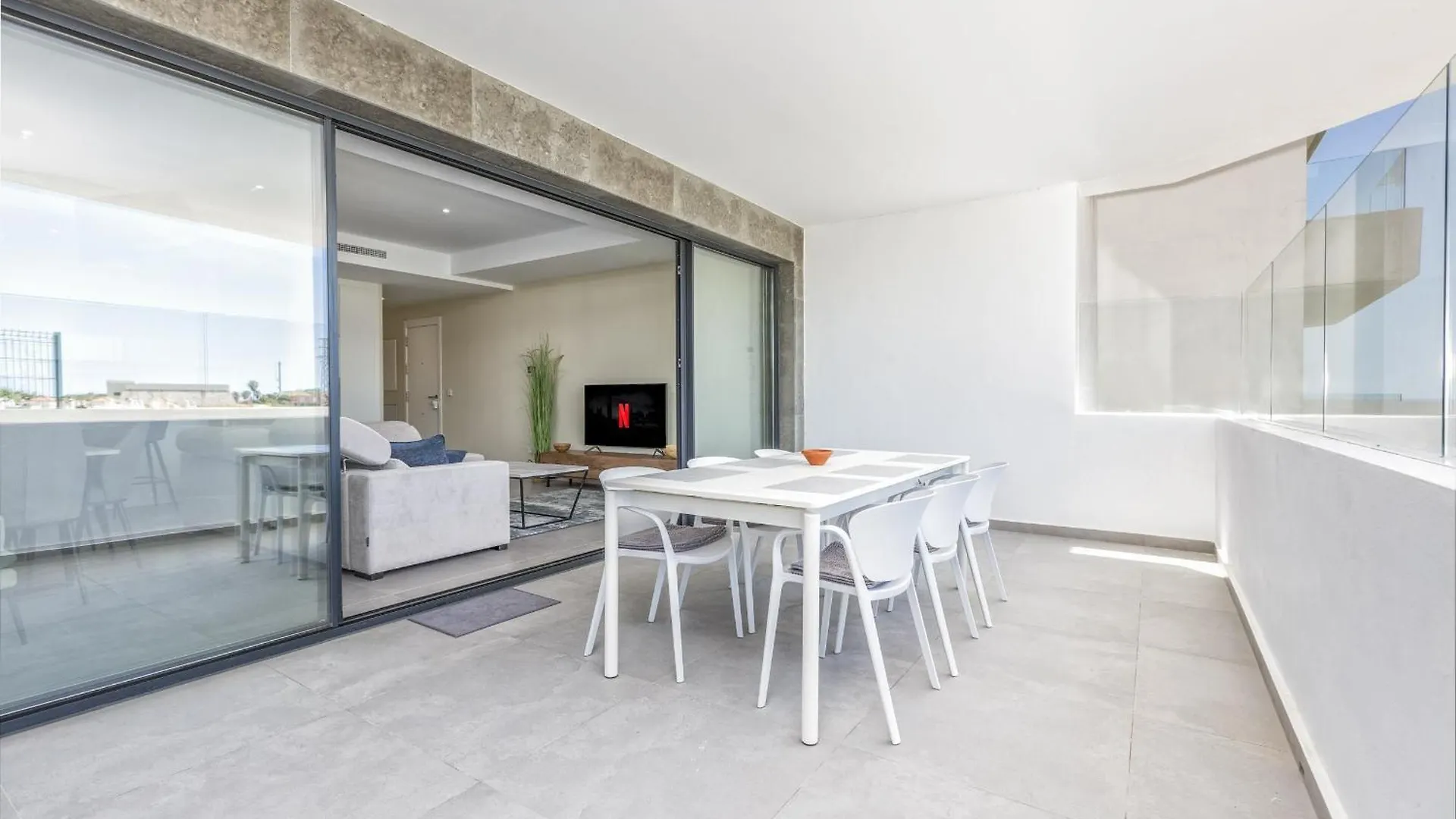 Vivi Homes - Luca Pool, Gym, Spa & Sea View Fuengirola 0*,  Spain